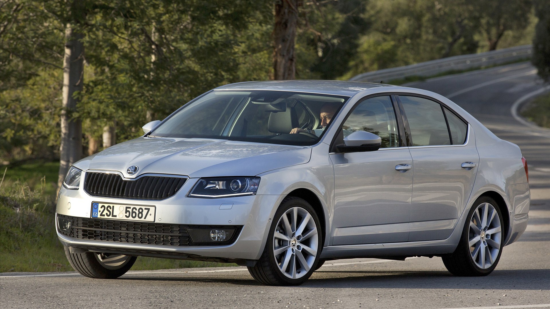 Автомобиль марки Skoda модели Octavia 2013