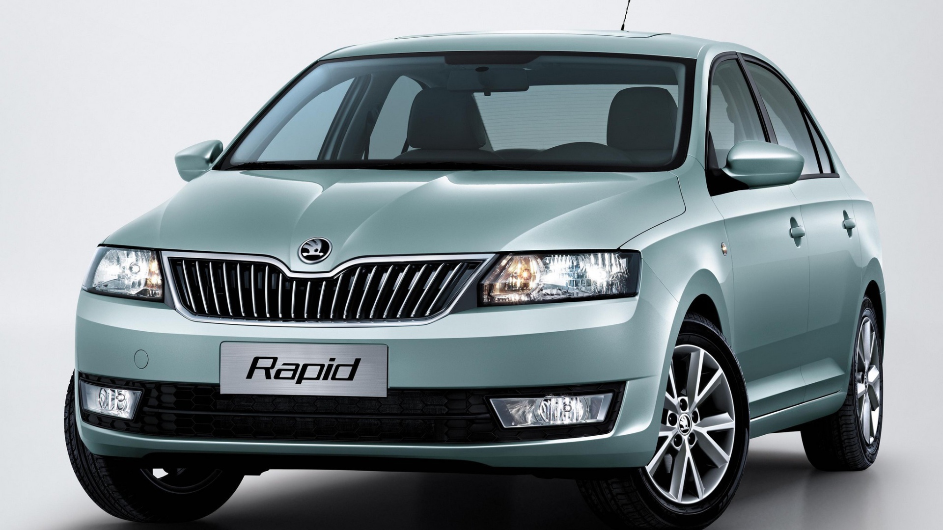 Автомобиль марки Skoda модели Rapid