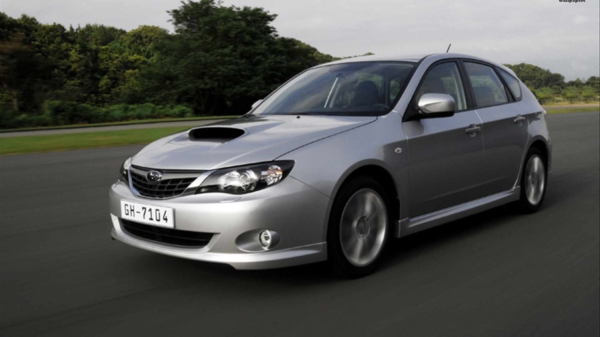 Красивый автомобиль Subaru Boxer в Москве