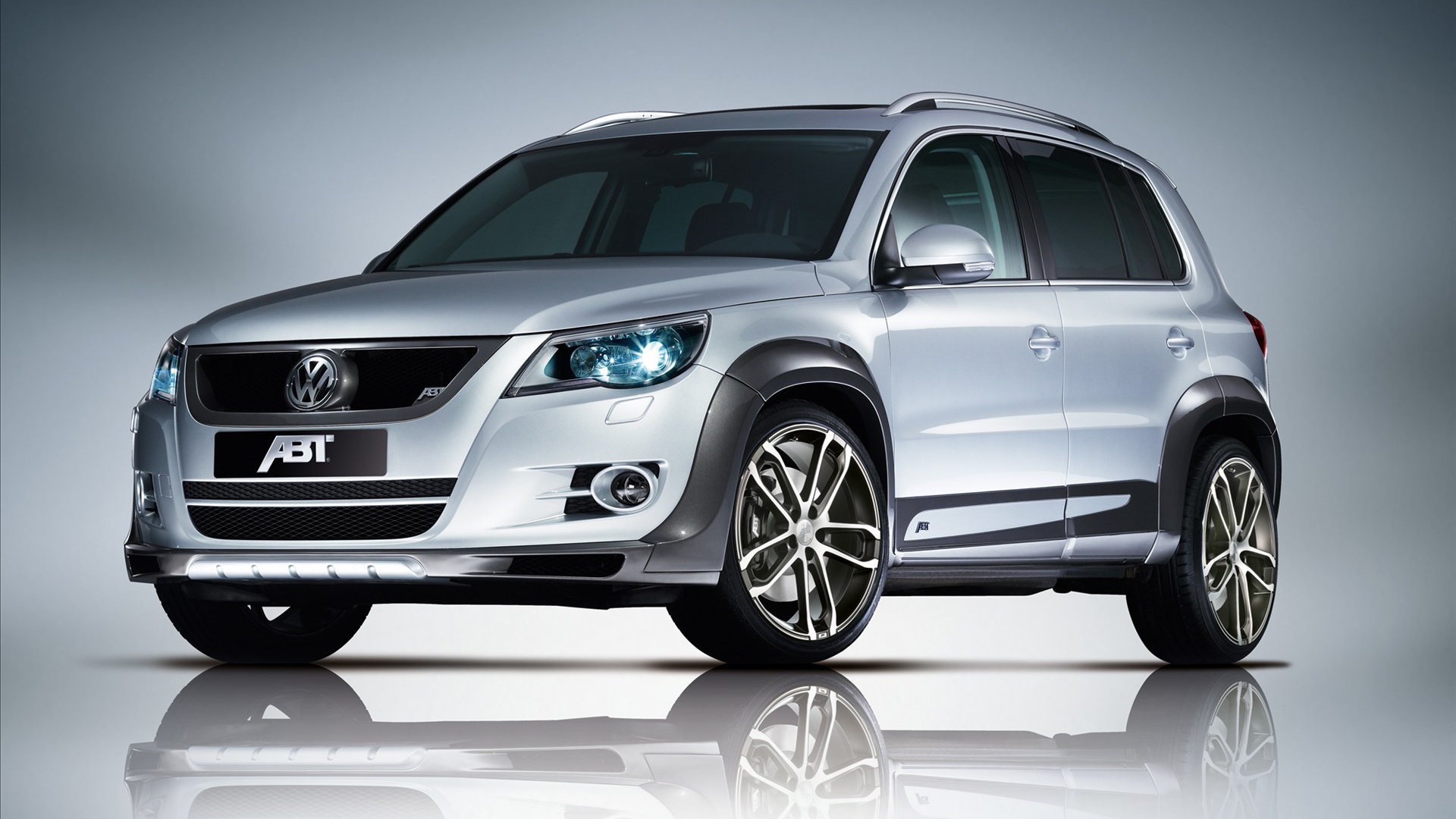 Надежный автомобиль Volkswagen Tiguan