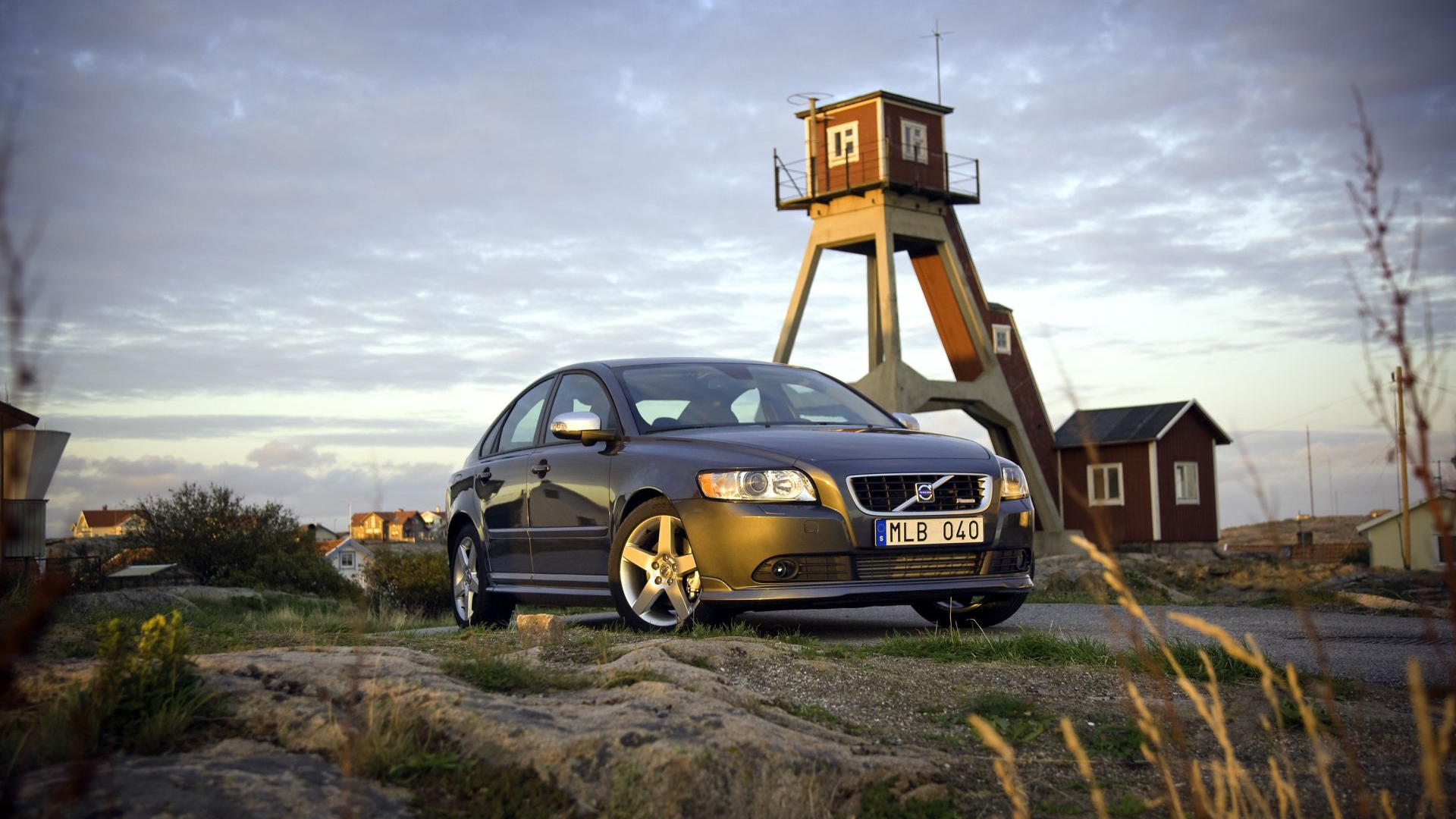 Новый автомобиль Volvo s40