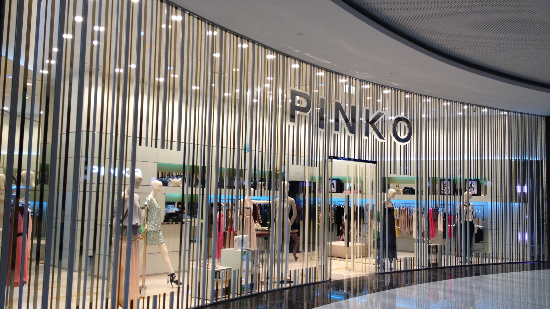 Бутик бренда Pinko