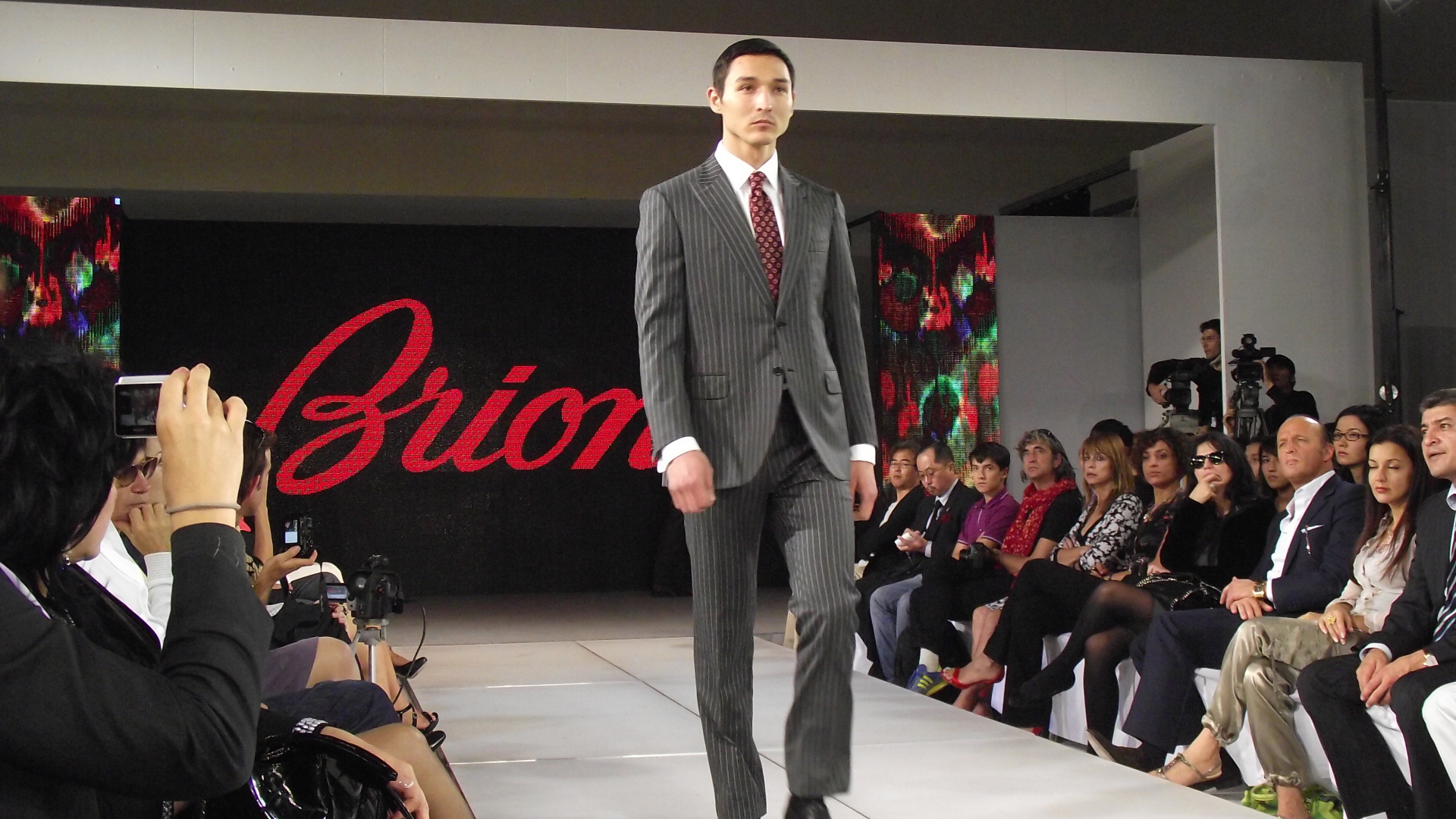 Показ мод Brioni