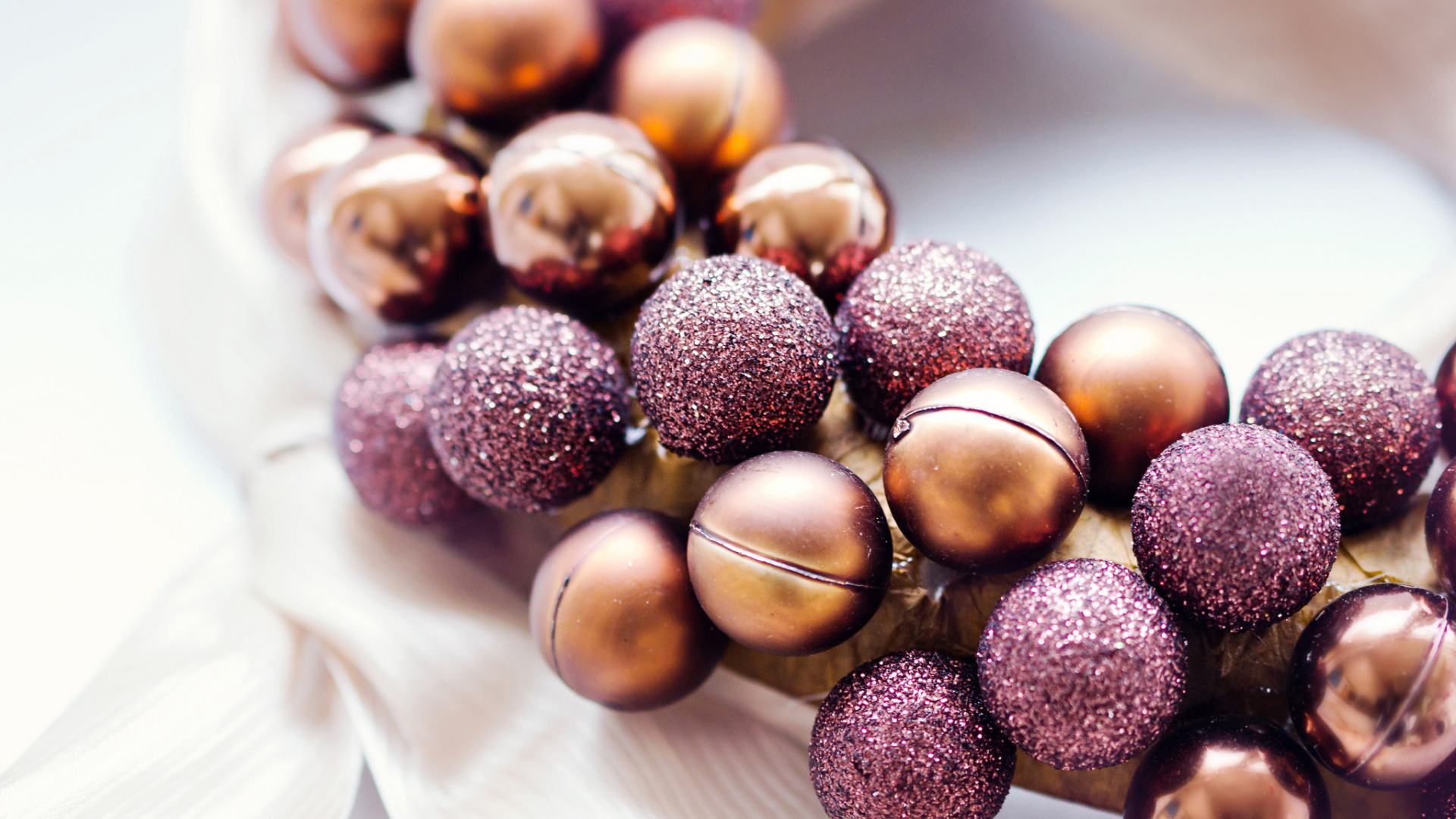 Венок из шариков