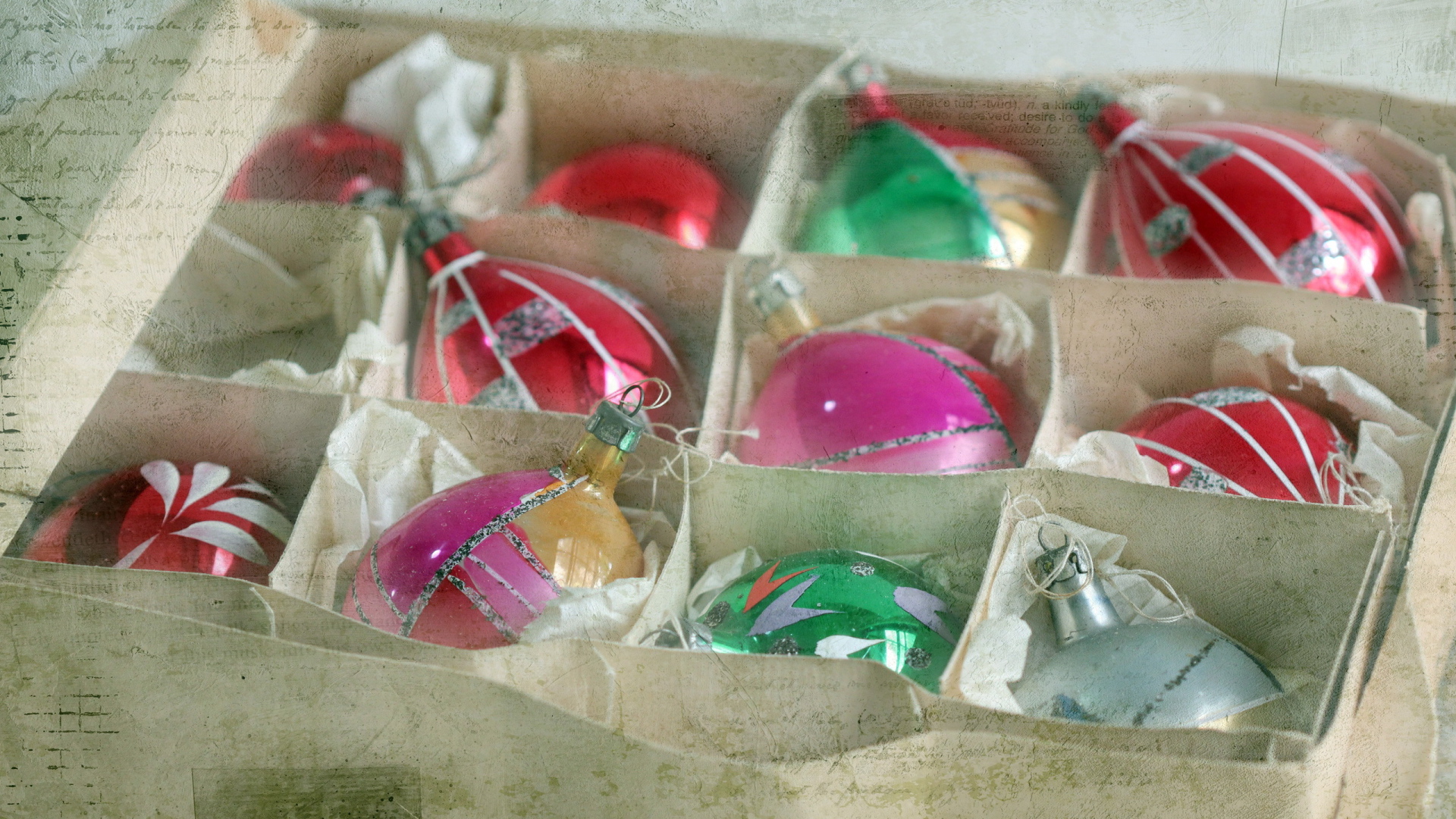 Игрушки для украшения елки