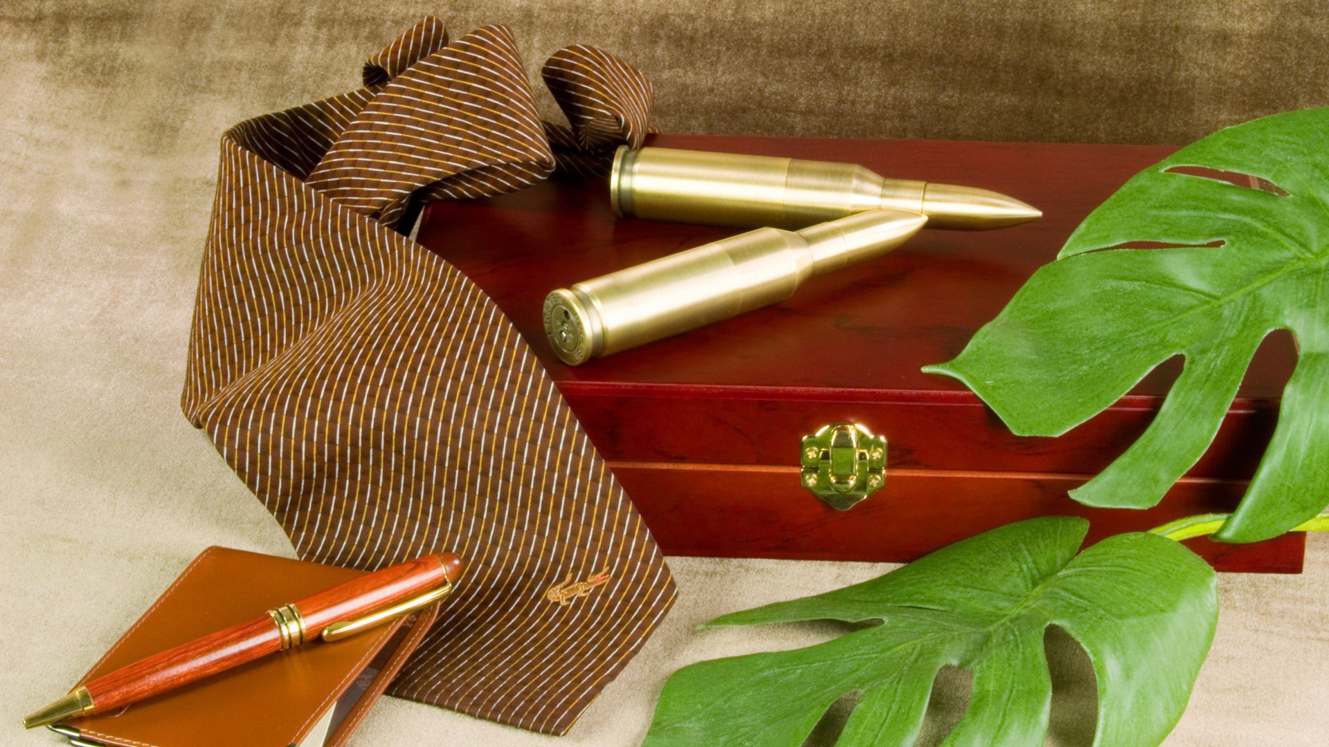 Пули, галстук и шкатулка