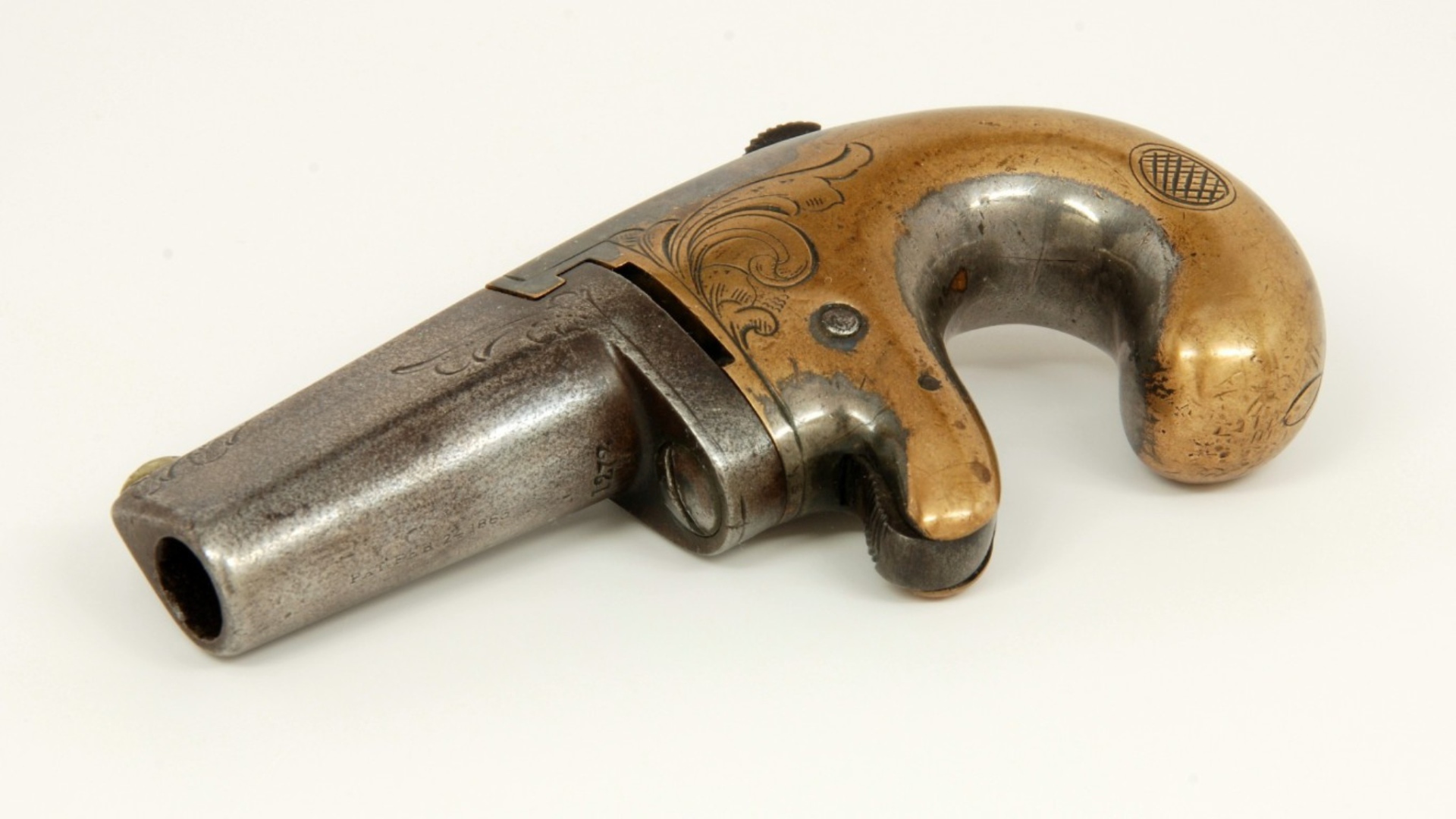 Старинный пистолет