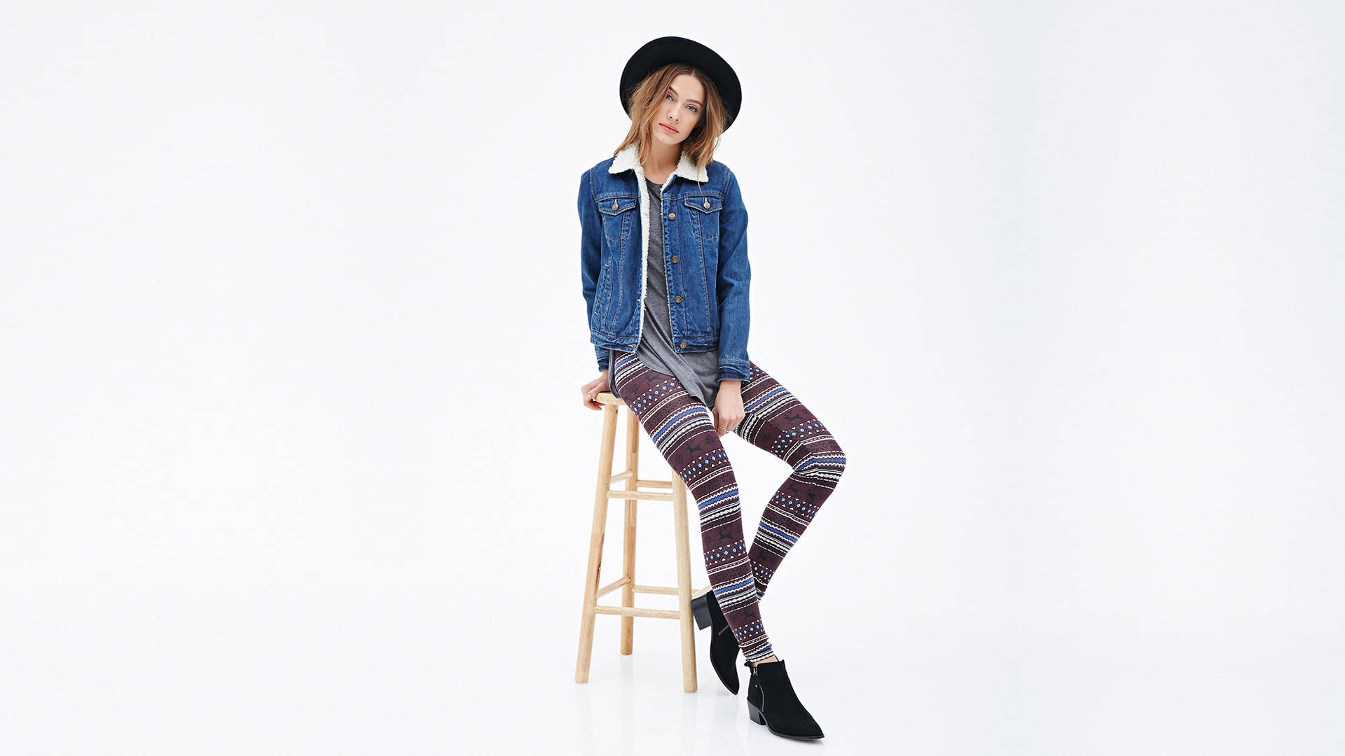 Девушка в шляпе