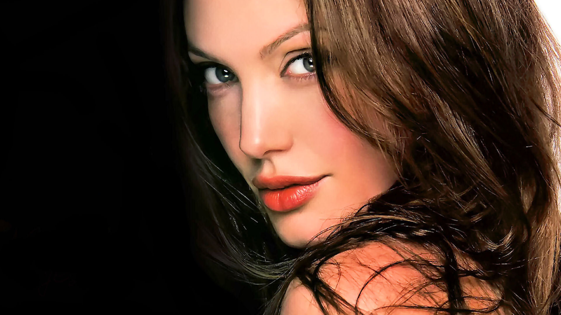 Популярная киноактриса Анджелина Джоли