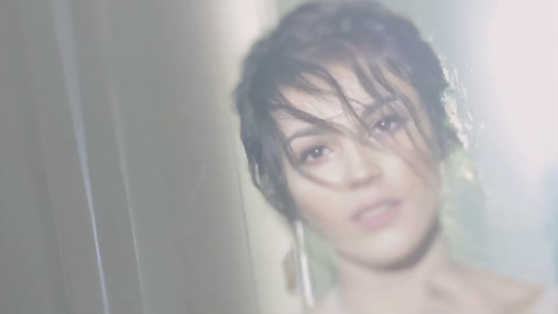 Популярная актриса Сати Казанова