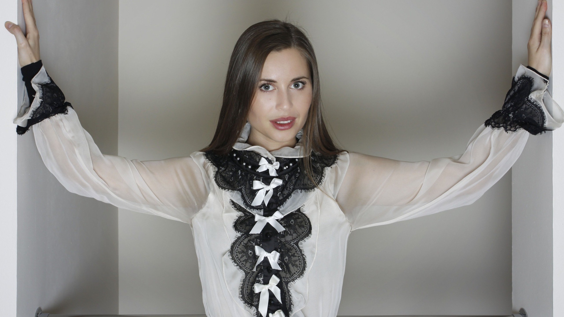 Знаменитая Юлия Михалкова