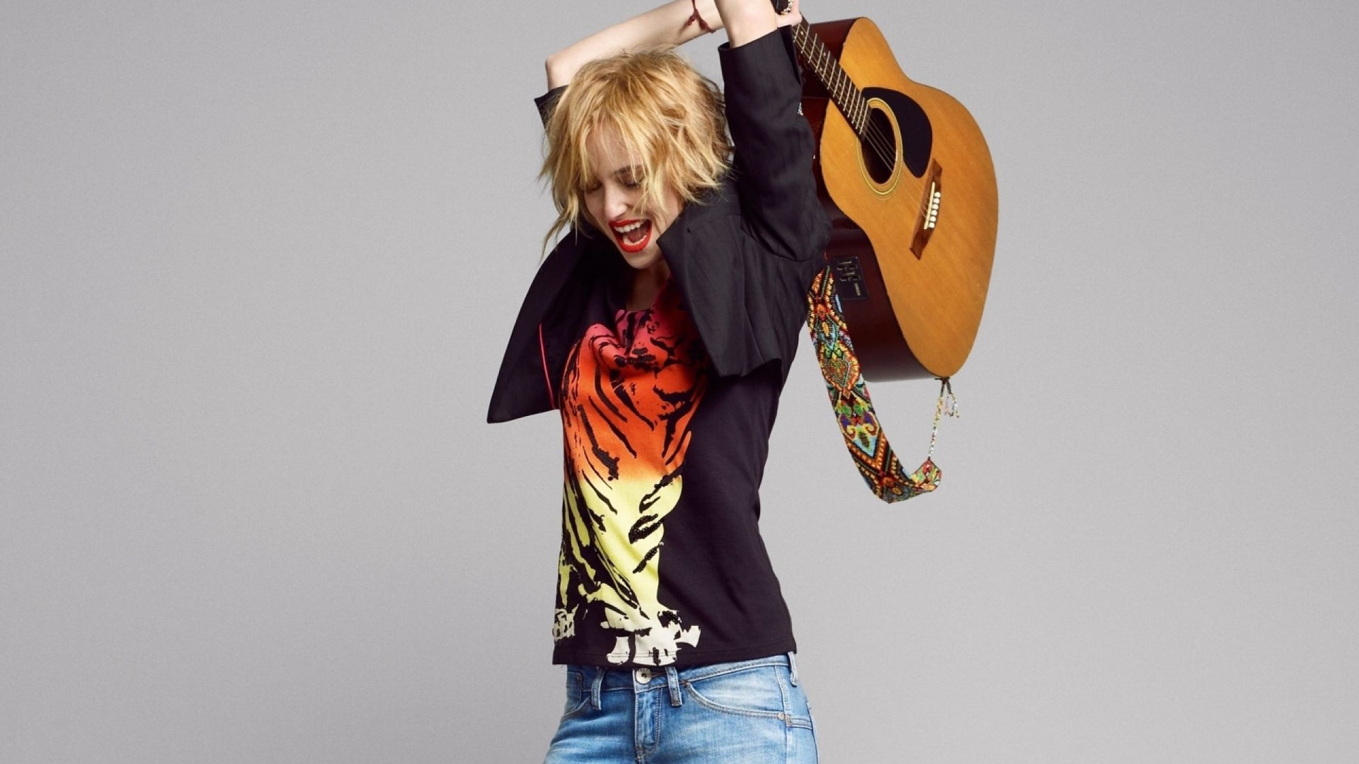 Супермодель Дакота Джонсон