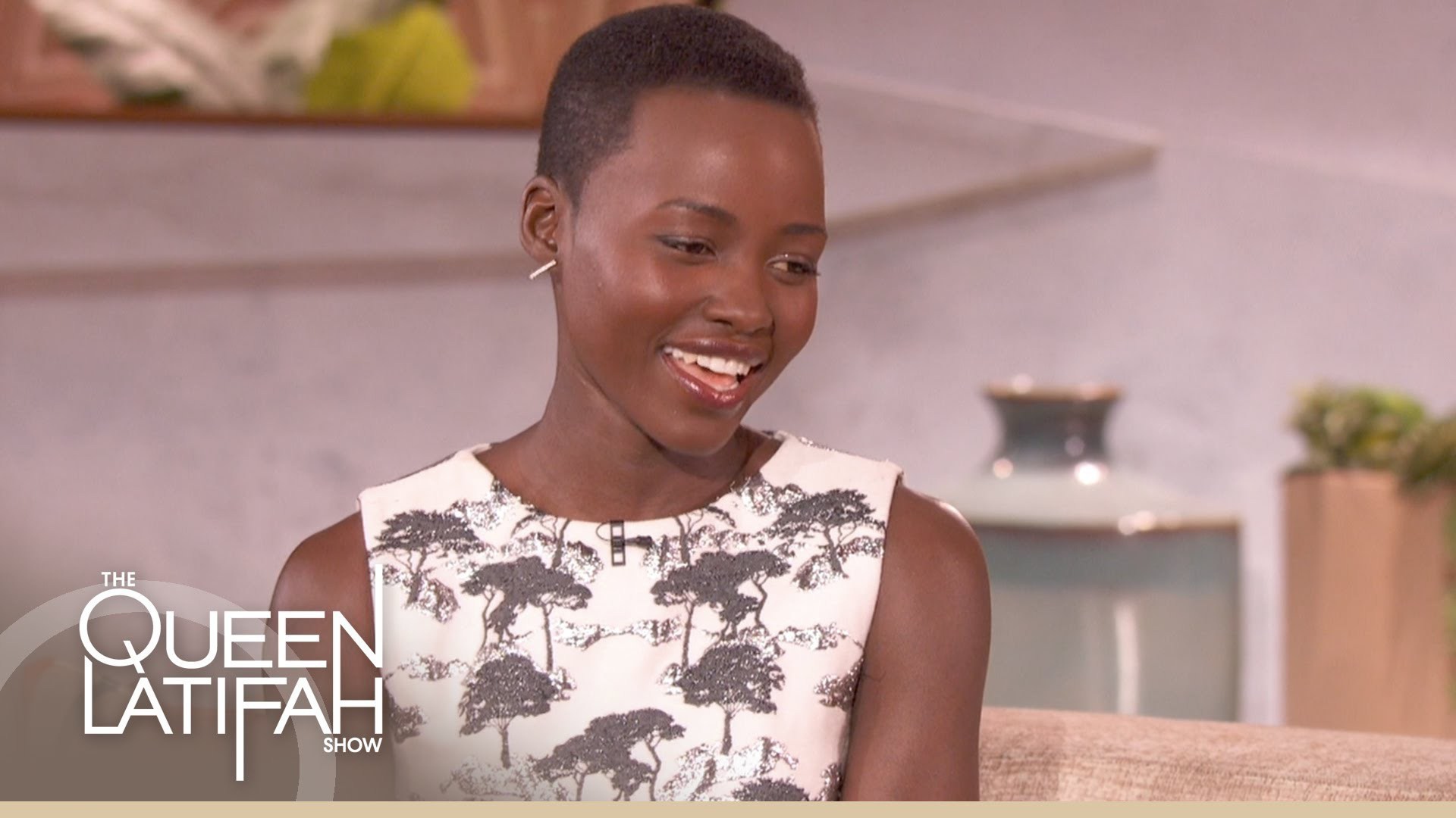 Прекрасная актриса Лупита Нионго