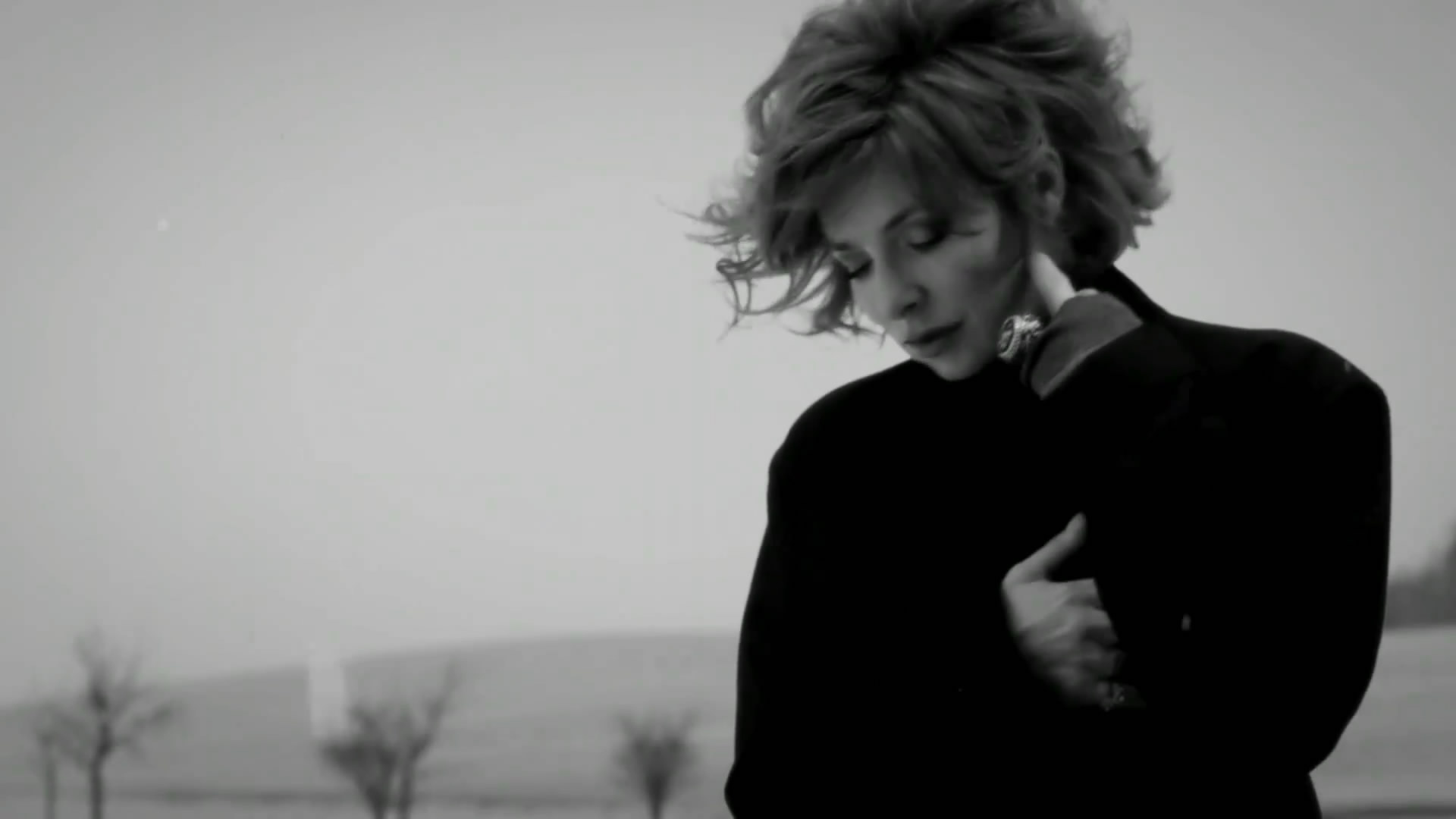 Очаровательная актриса Милен Фармер