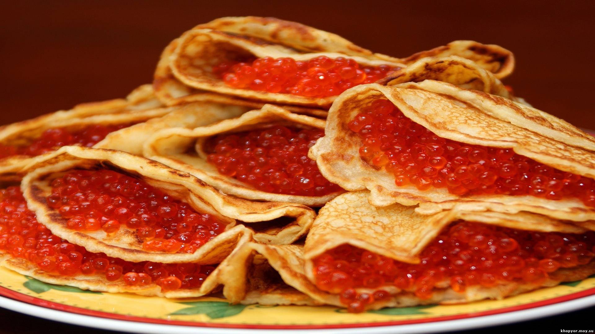 Праздничное угощение на Масленицу