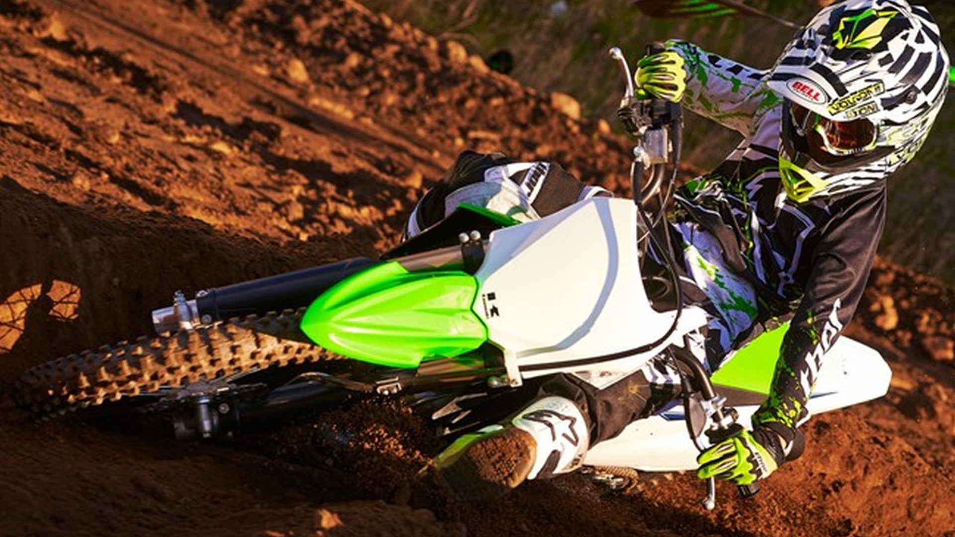 Невероятно быстрый мотоцикл Kawasaki KX 85-II