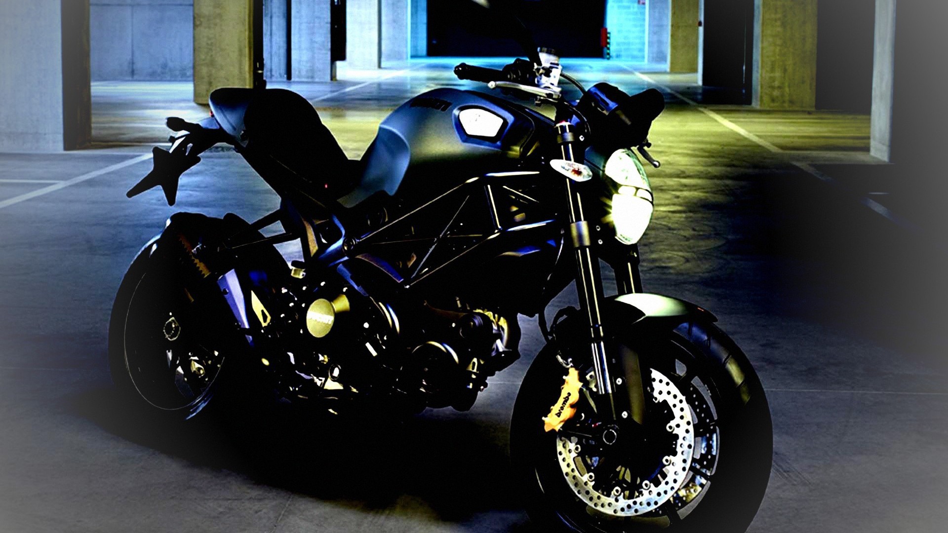 Новый мотоцикл Ducati Monster Diesel