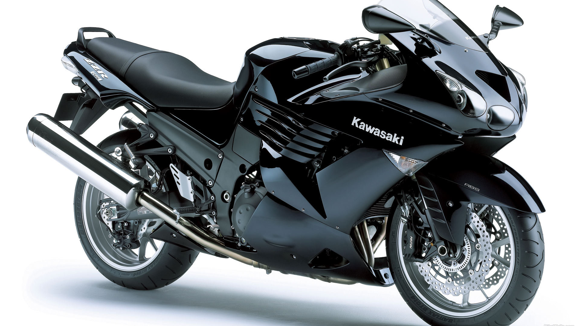 Популярный мотоцикл Kawasaki ZZR 1400