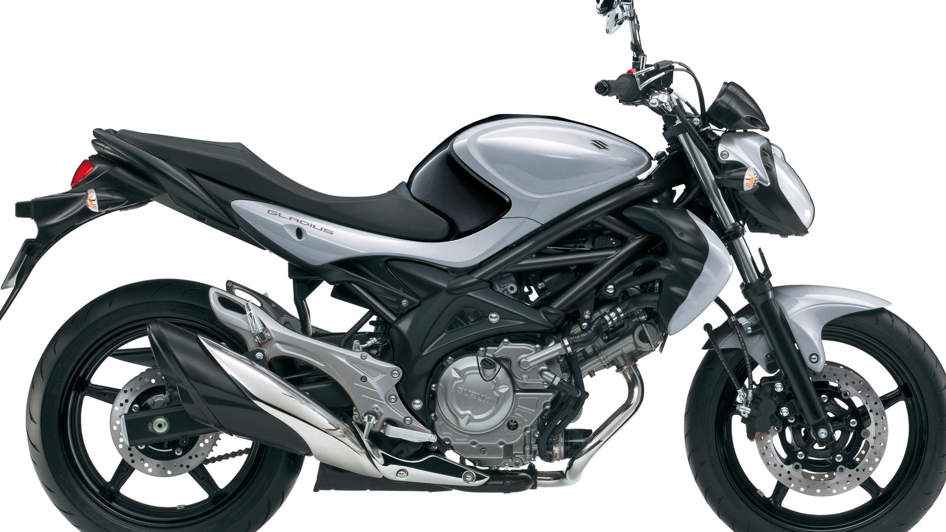 Надежный мотоцикл Suzuki  Inazuma