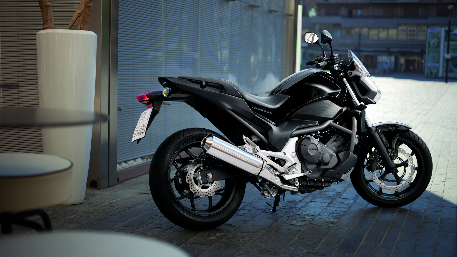 Надежный мотоцикл Honda NC 700 S