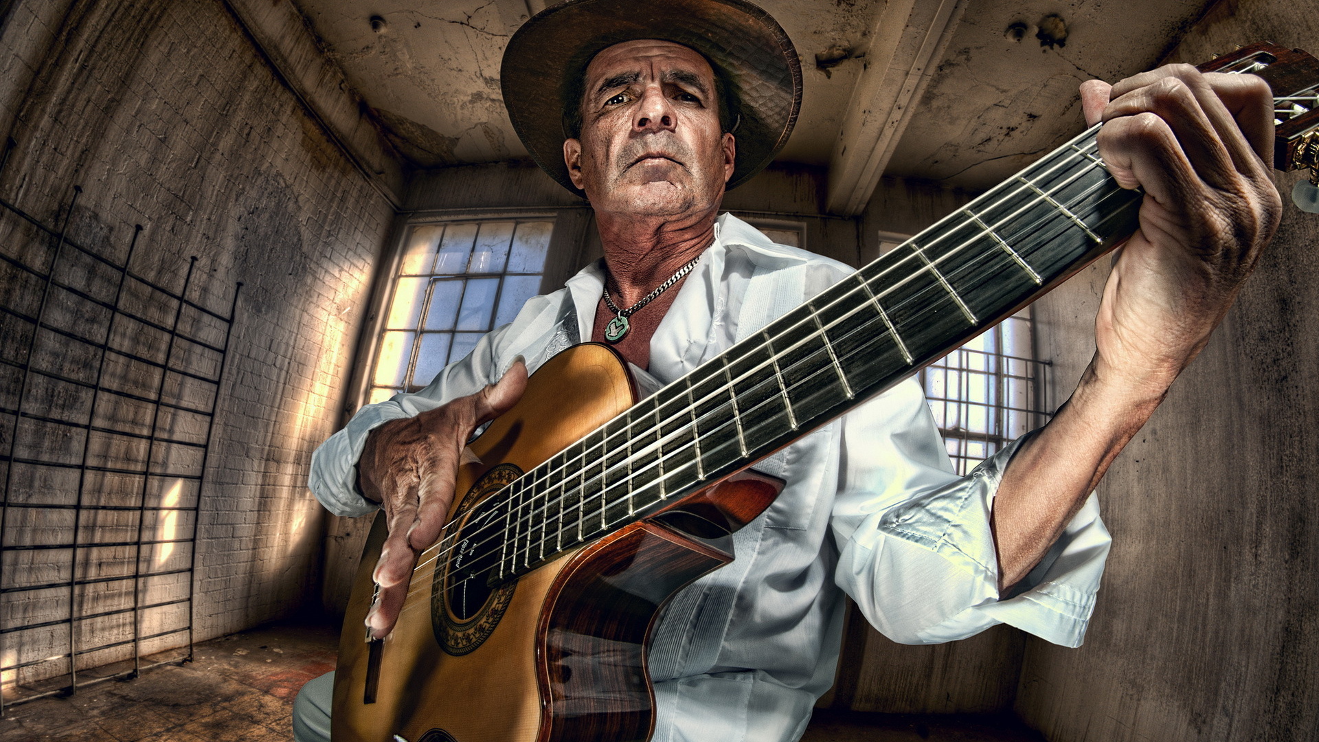 Старый гитарист