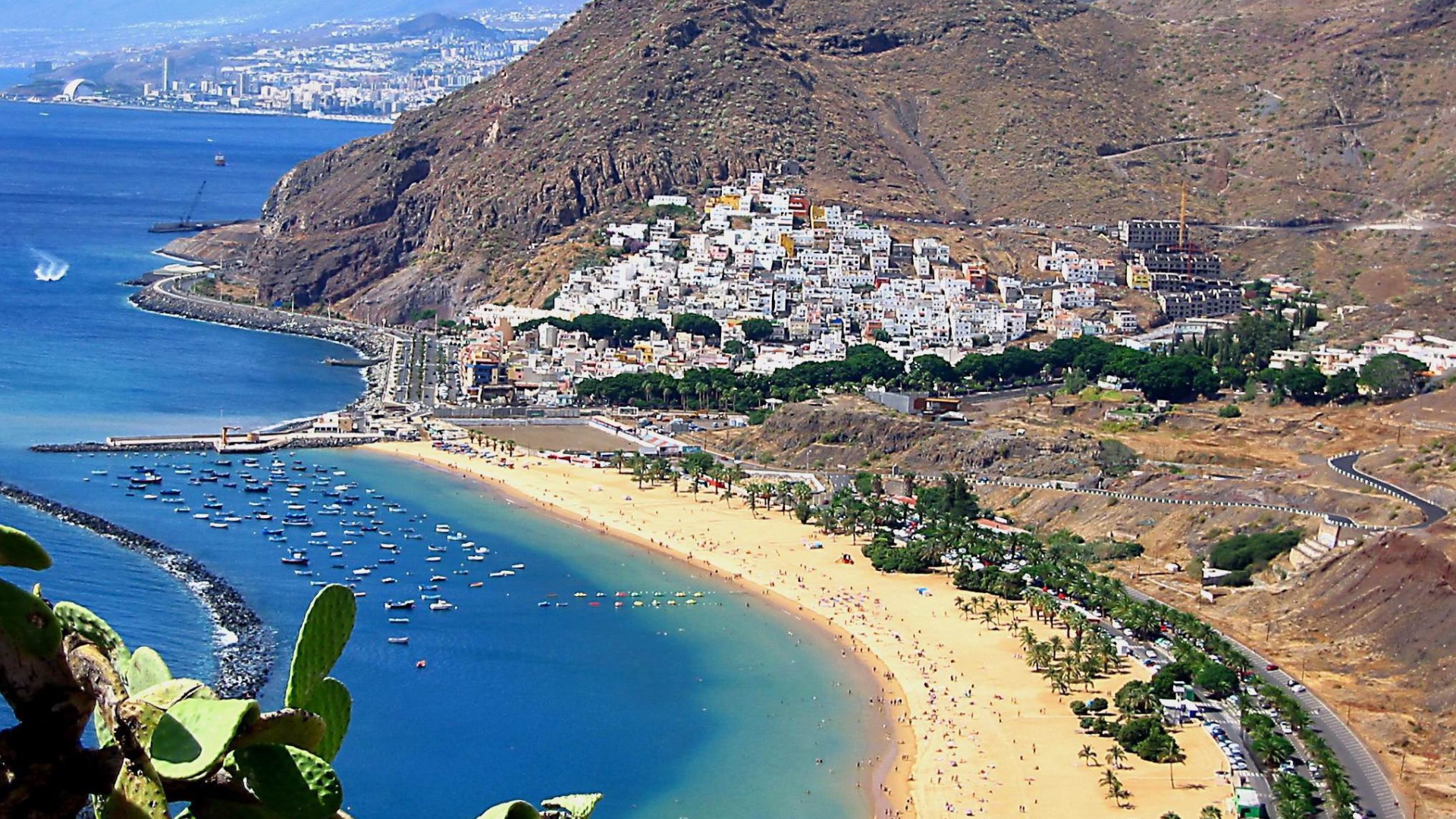 Золотой пляж на Тенерифе