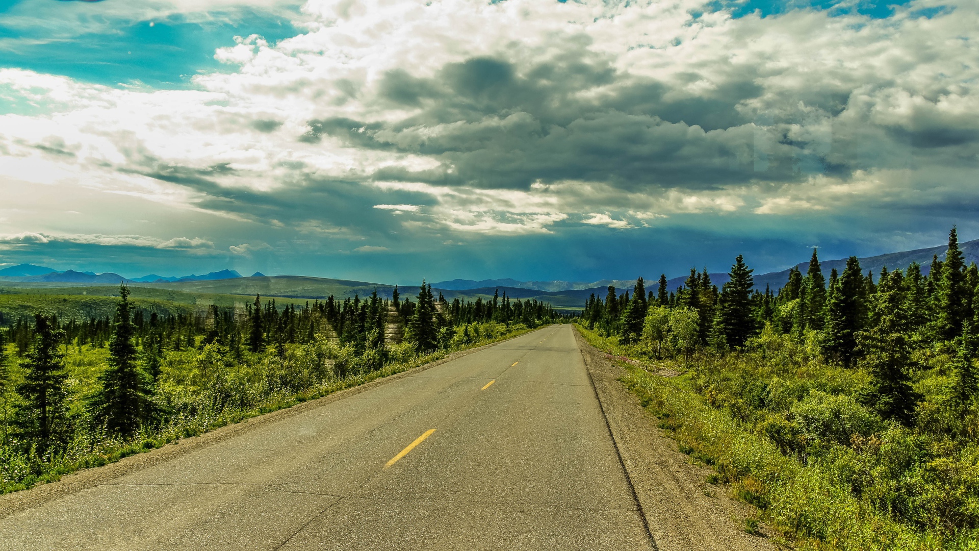 Облака над равниной