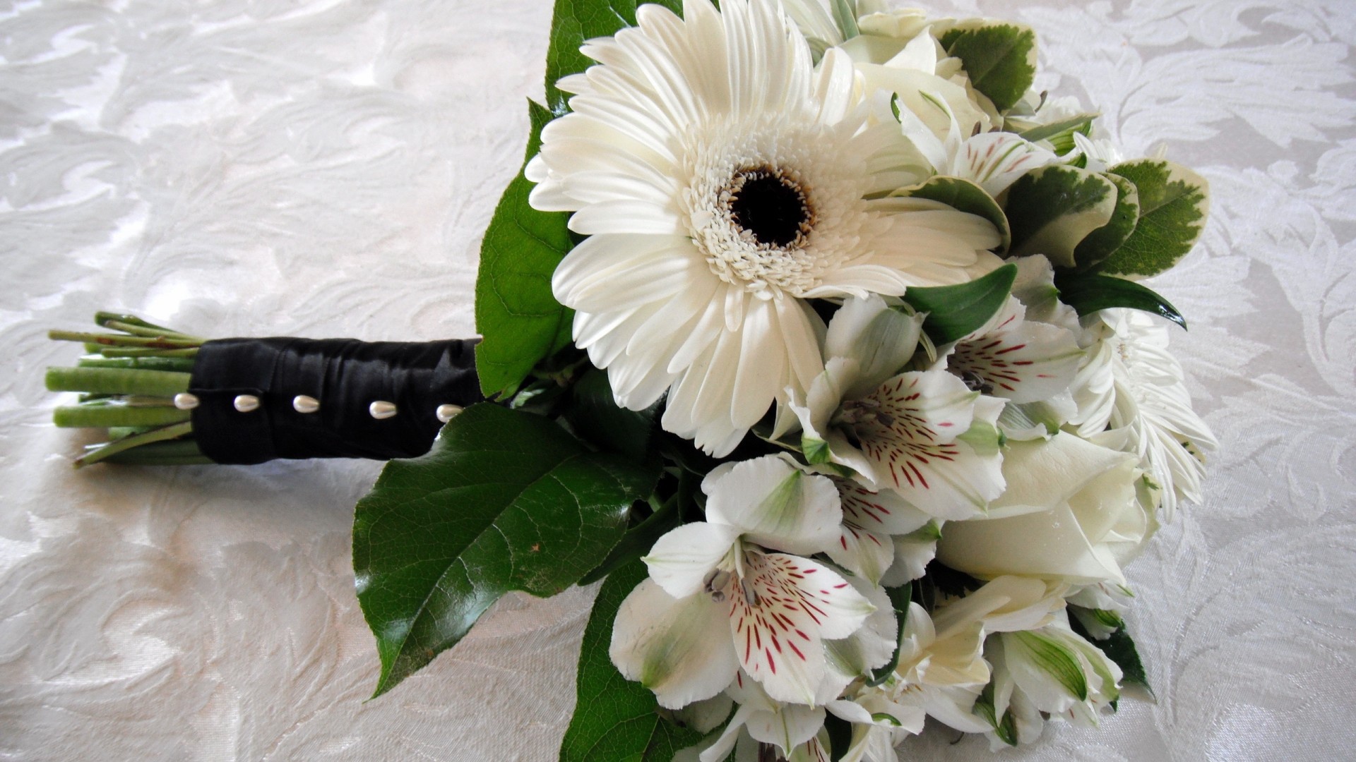 Свадебный букет невесты