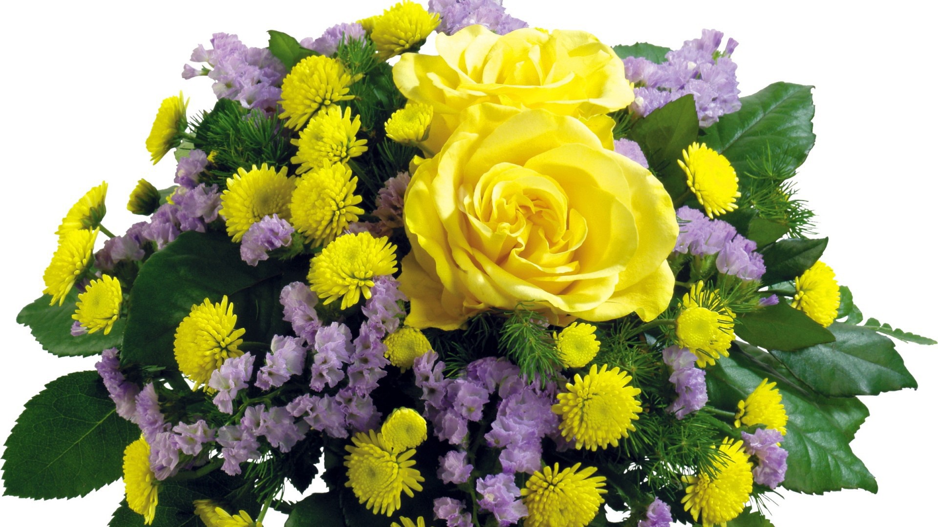 Жёлтые розы в букете с другими цветами