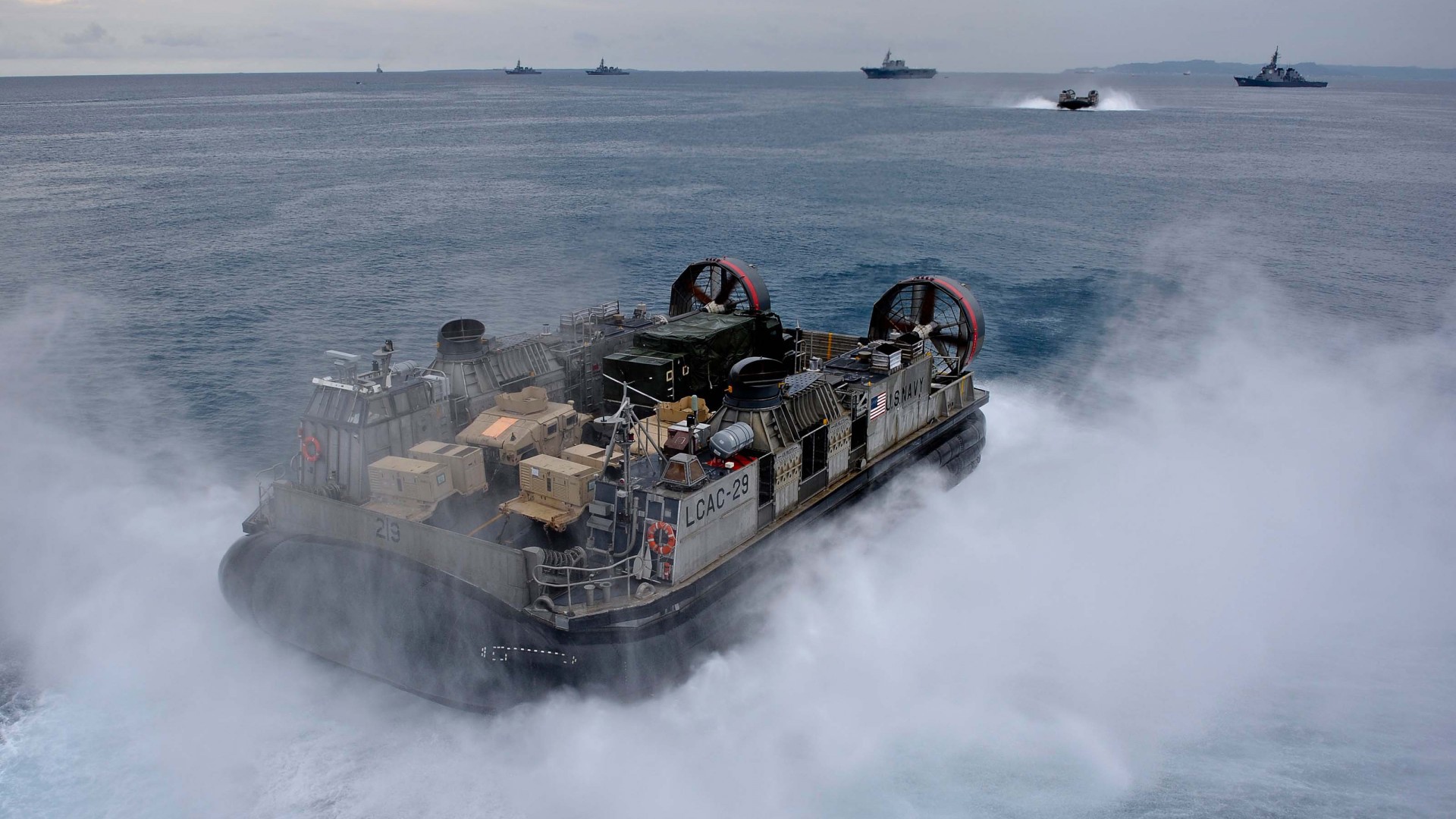 Катер на воздушной подушке