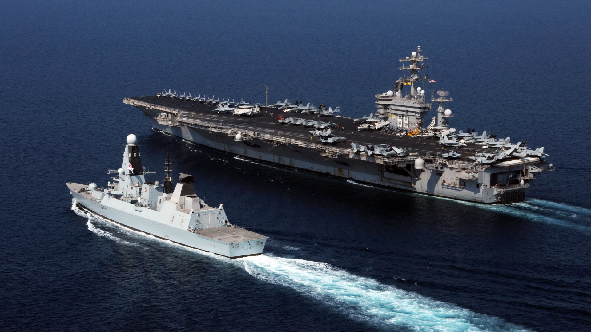 Два корабля ВМФ США