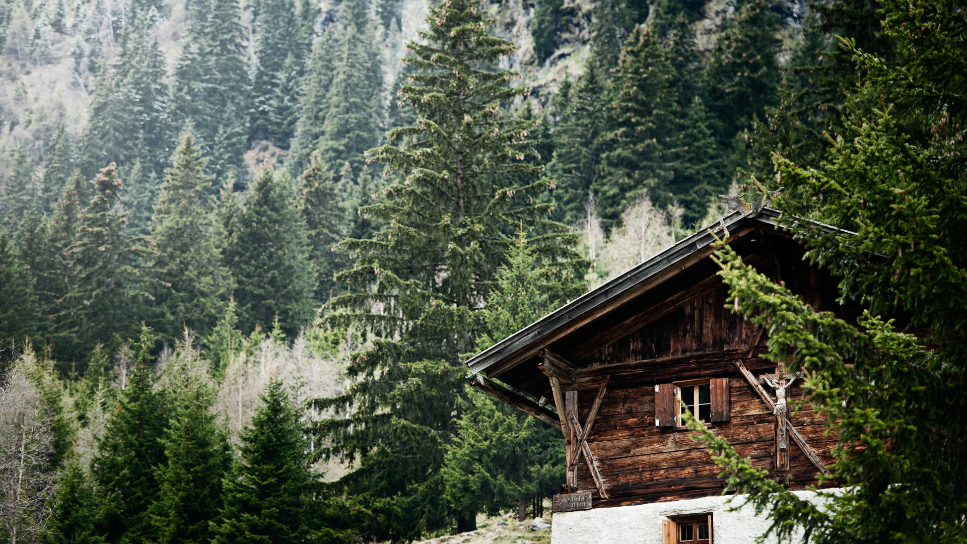 Хижина у подножия в городе Нойштифт, Австрия