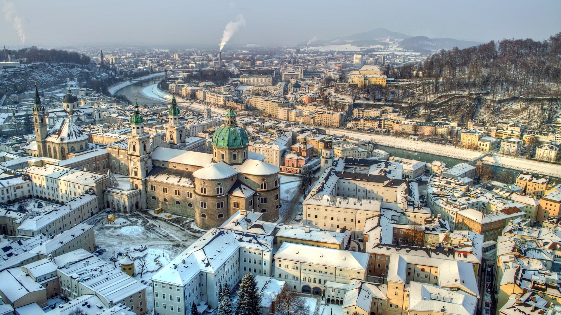 Зимняя панорама в городе  Зальцбург, Австрия