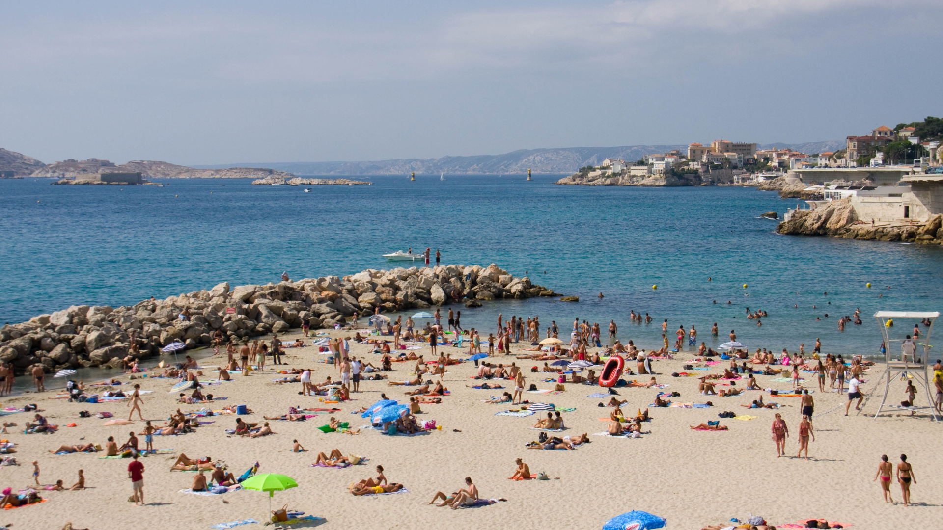 Пляж в городе Марсель, Франция
