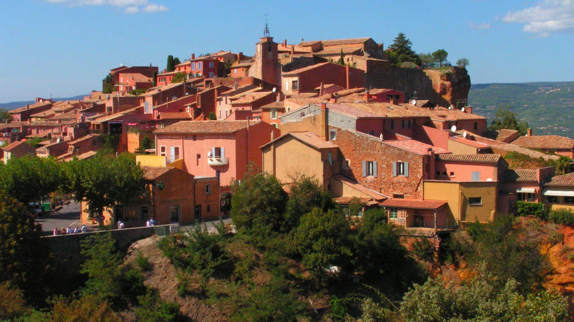 Город на холме в Провансе, Франция