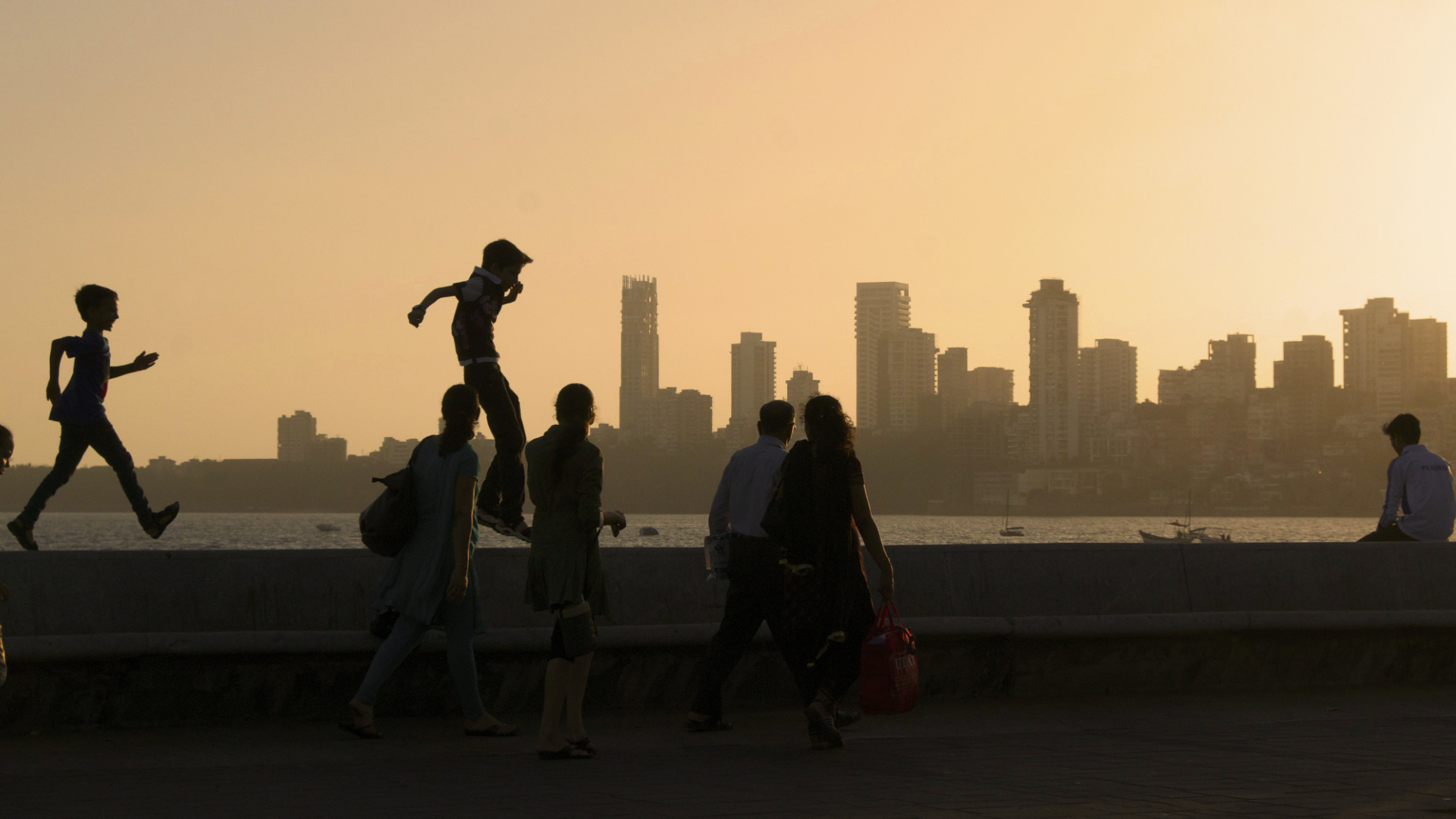 Отдых на пляже в Мумбае