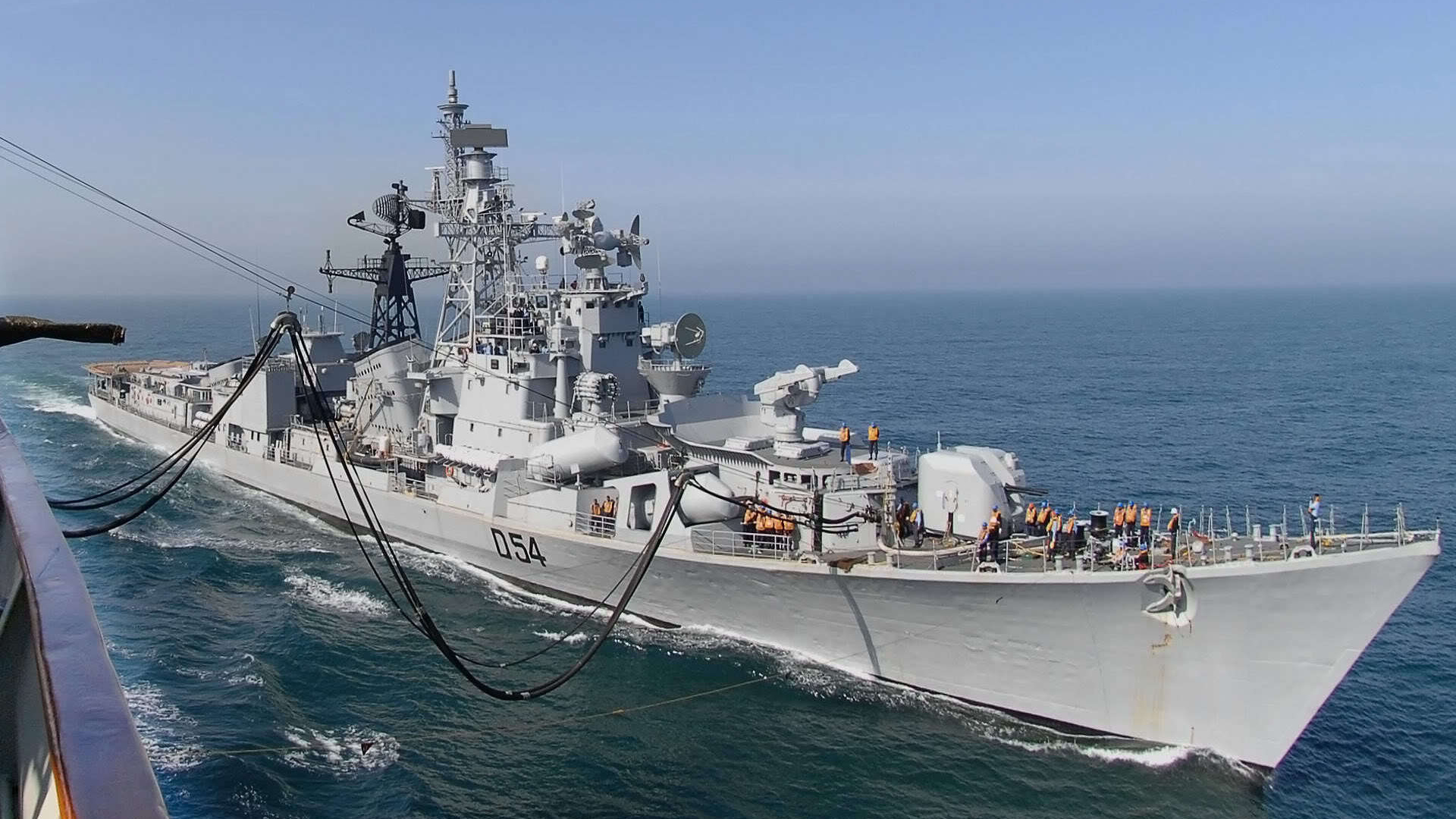 Военный корабль в Мумбай