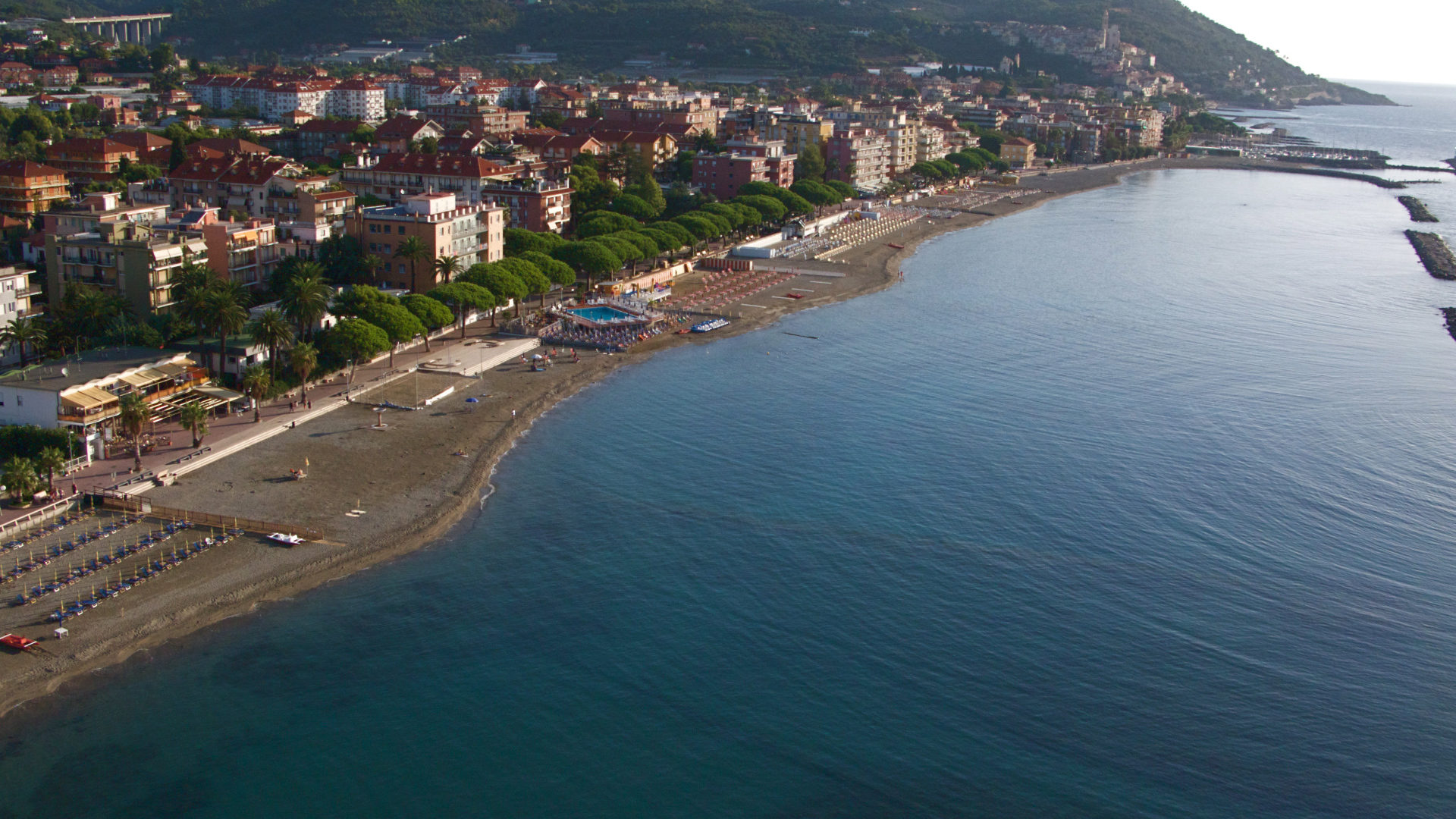 Залив на курорте Сан Бартоломео Аль Маре, Италия