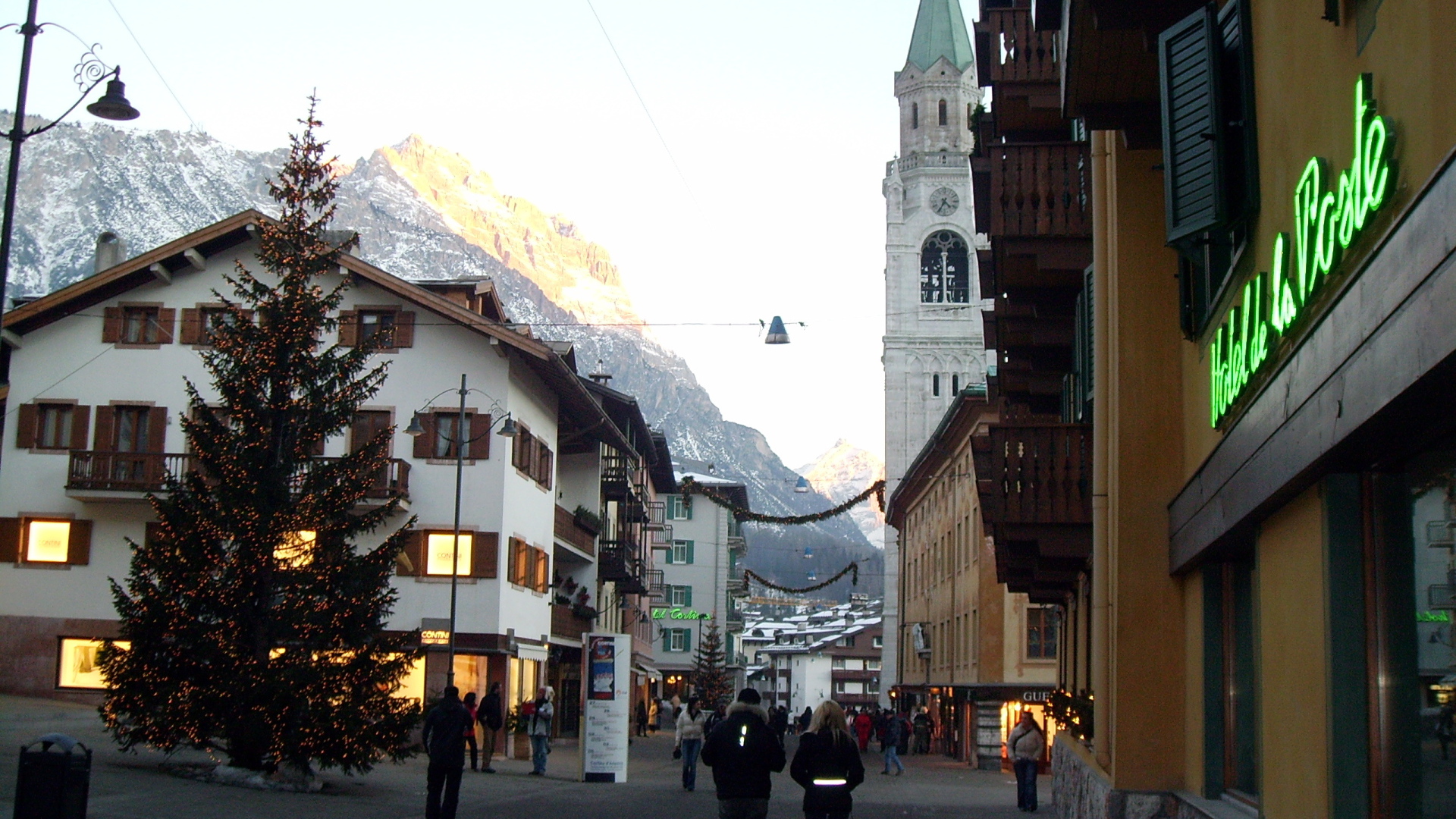 Рождественские каникулы на горнолыжном курорте Кортина д'Ампеццо, Италия