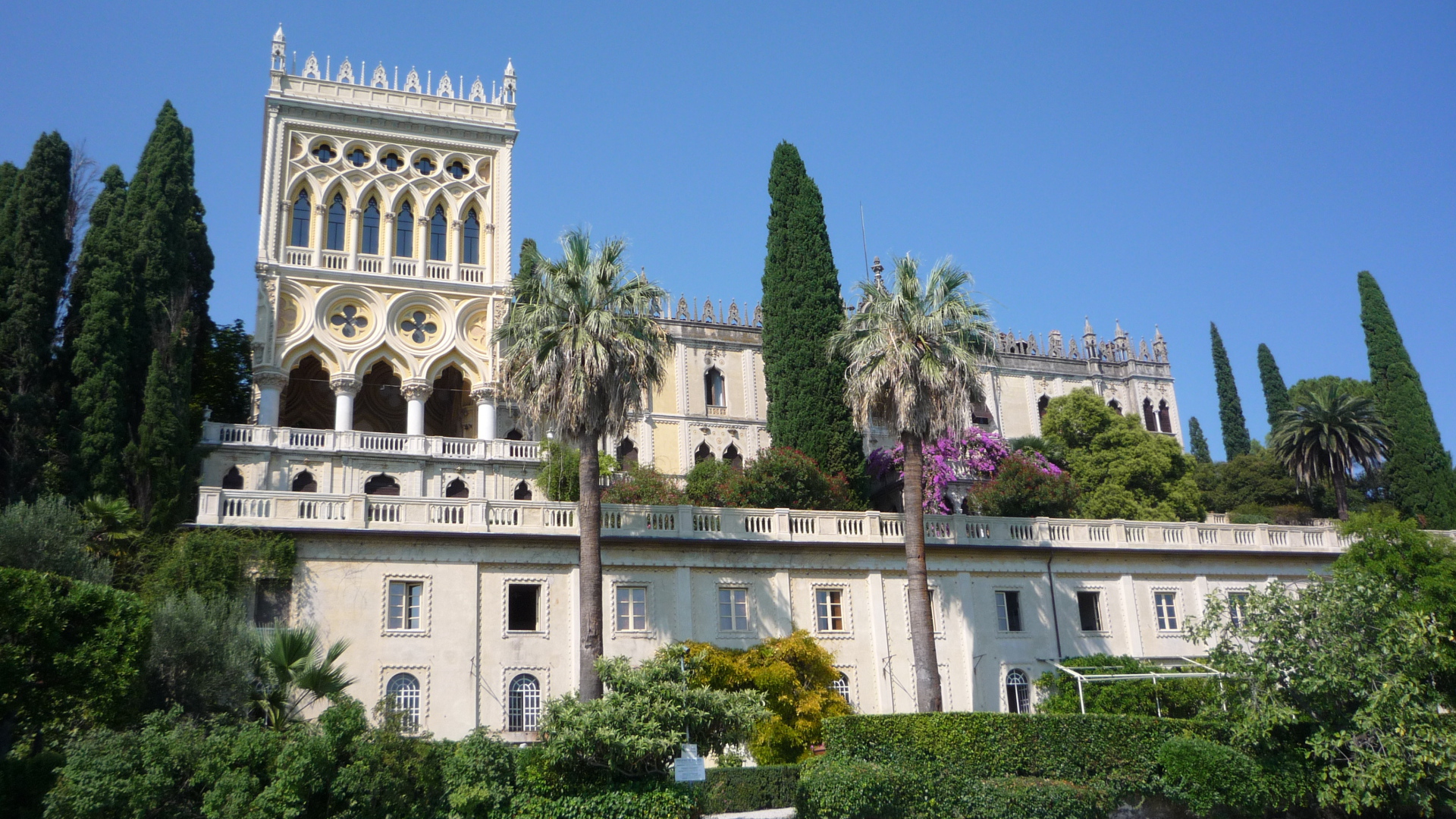 Дворец на курорте в Монтекатини Терме, Италия