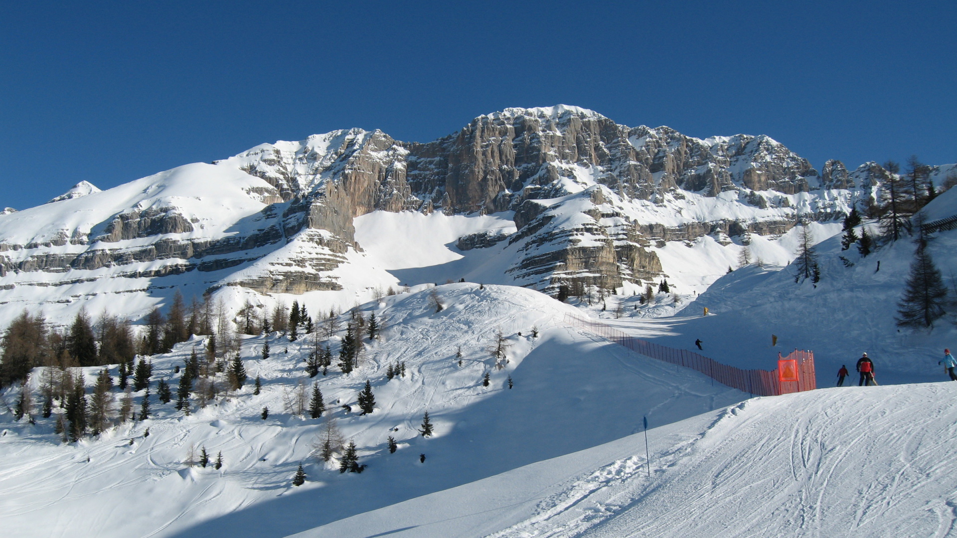 Отдых на горнолыжном курорте Мадонна ди Кампильо, Италия