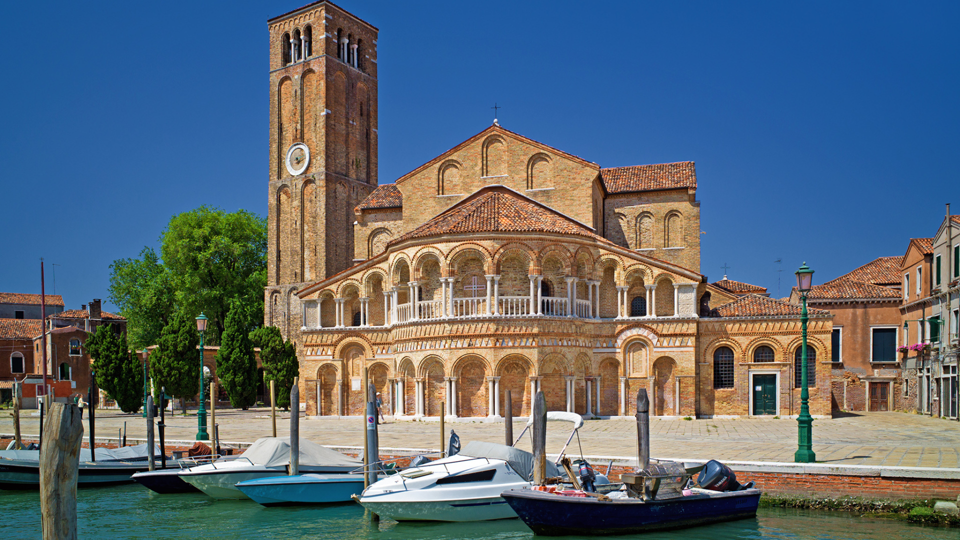 Базилика святой Марии на острове Мурано, Италия