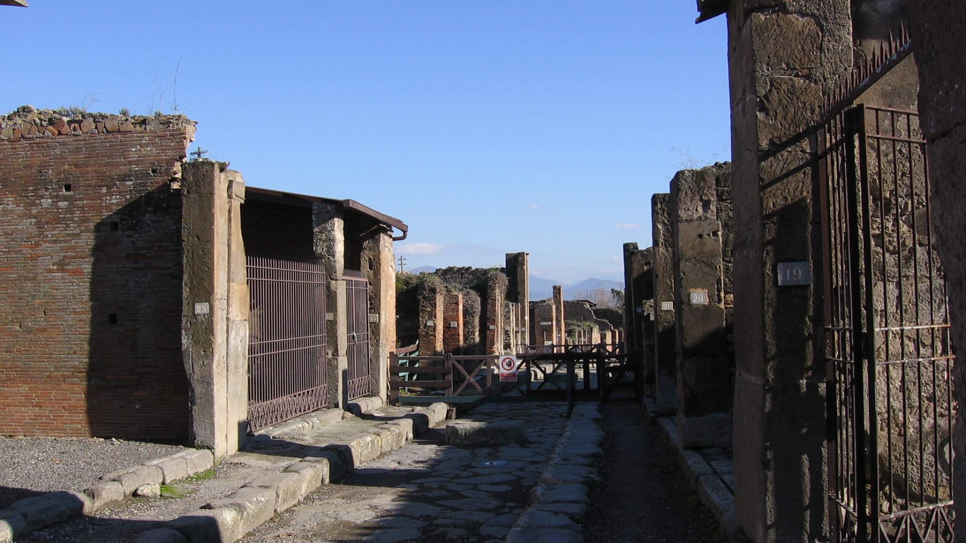 Дворы в Помпеях, Италия