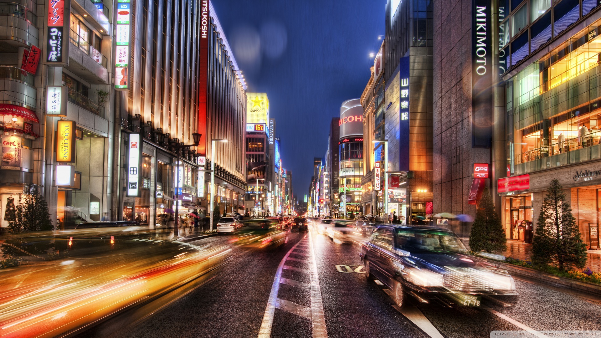 Ночное движение в Токио