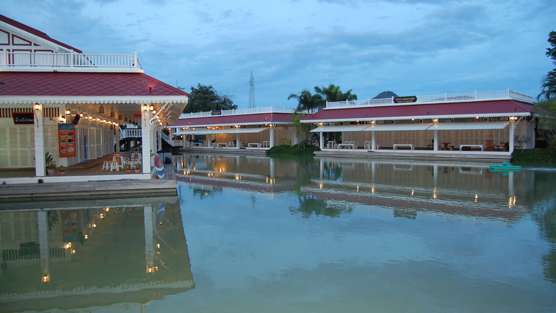 Отель на побережье на курорте Хуа Хин, Таиланд