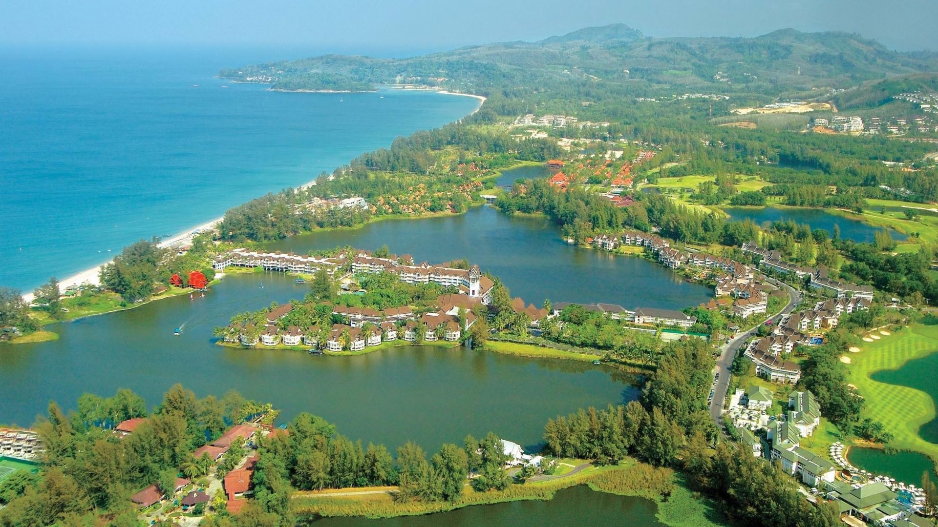 Панорама курорта в Пхукете, Таиланд