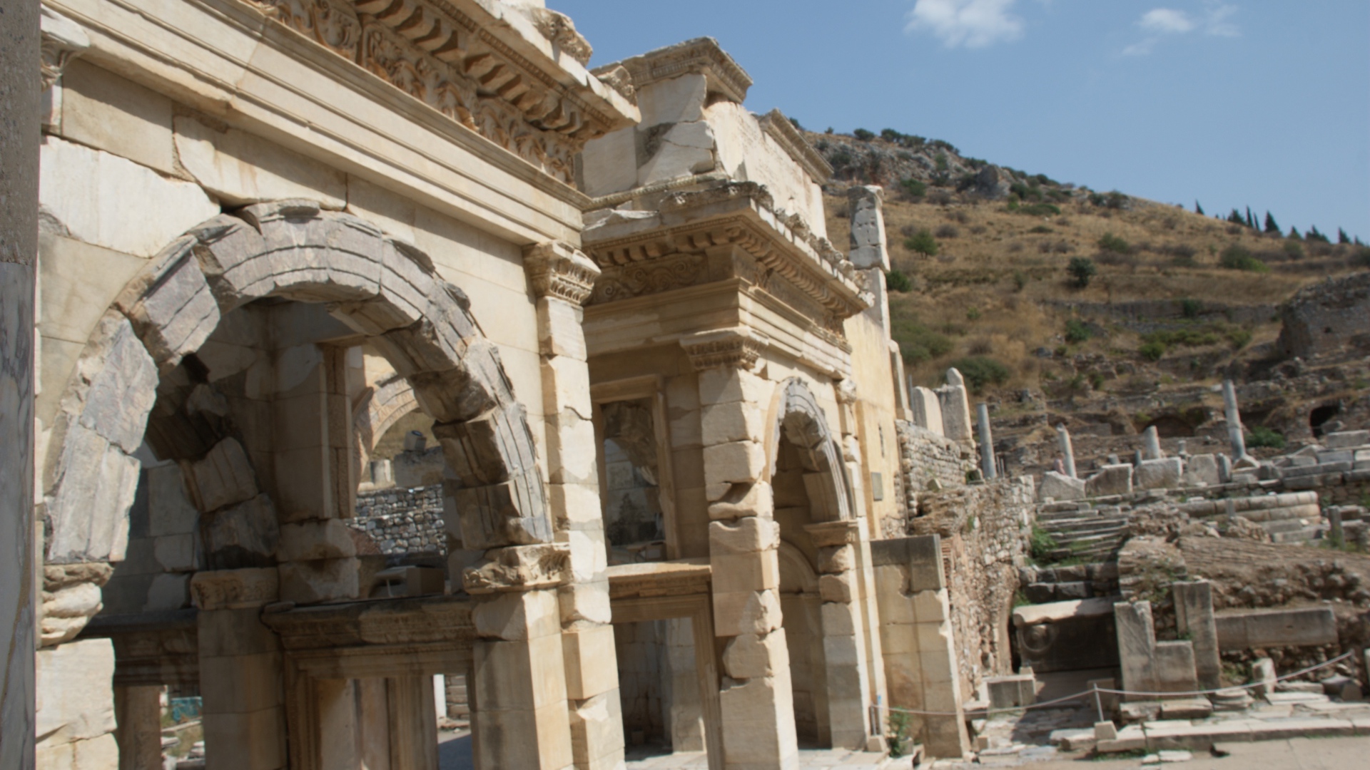 Ворота Мазеуса и Митридата в Эфесе, Турция