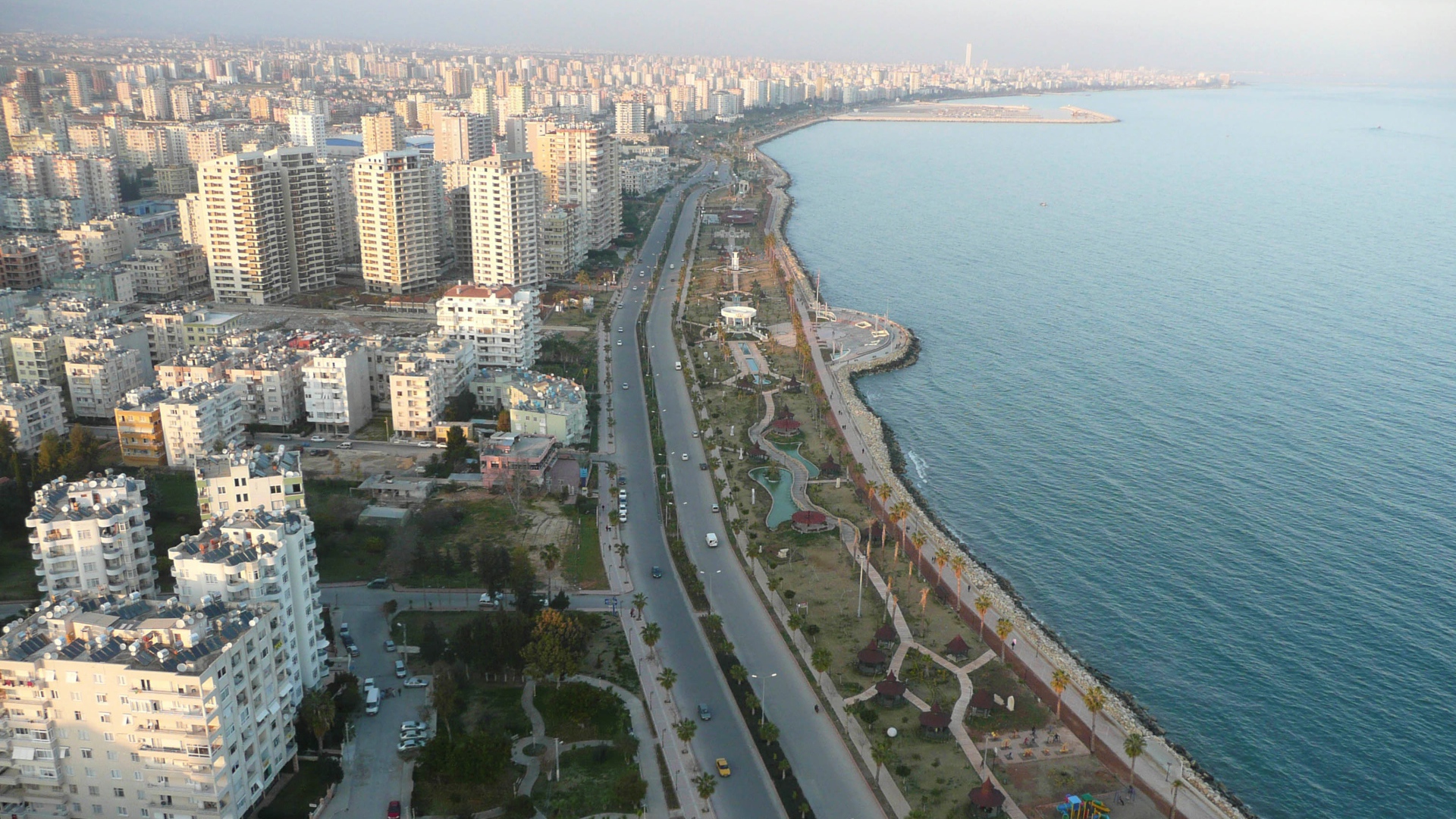 Город в Мерсине, Турция