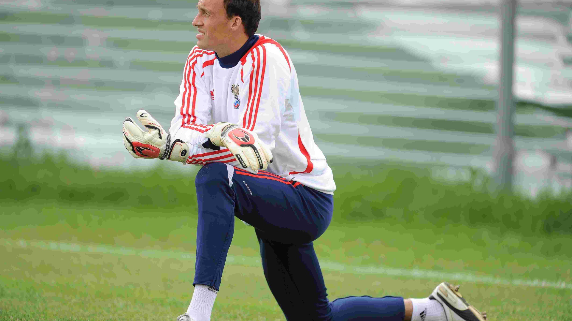 Александр Фильцов вратарь Краснодара на тренировке