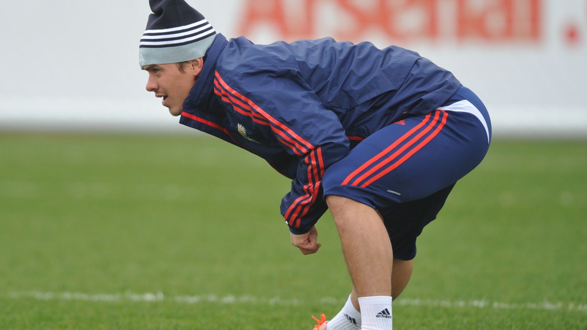 Андрей Ещенко защитник сборной России на разминке